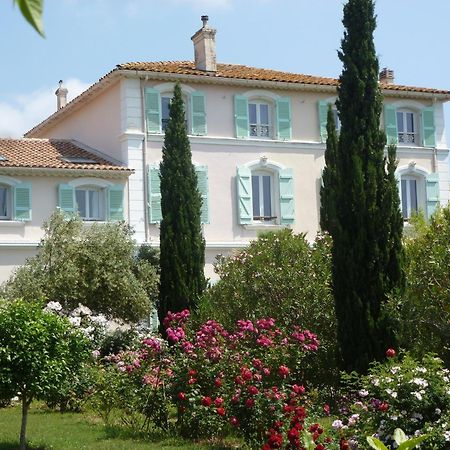 Bed and Breakfast Domaine De L'Aufrene Йер Экстерьер фото
