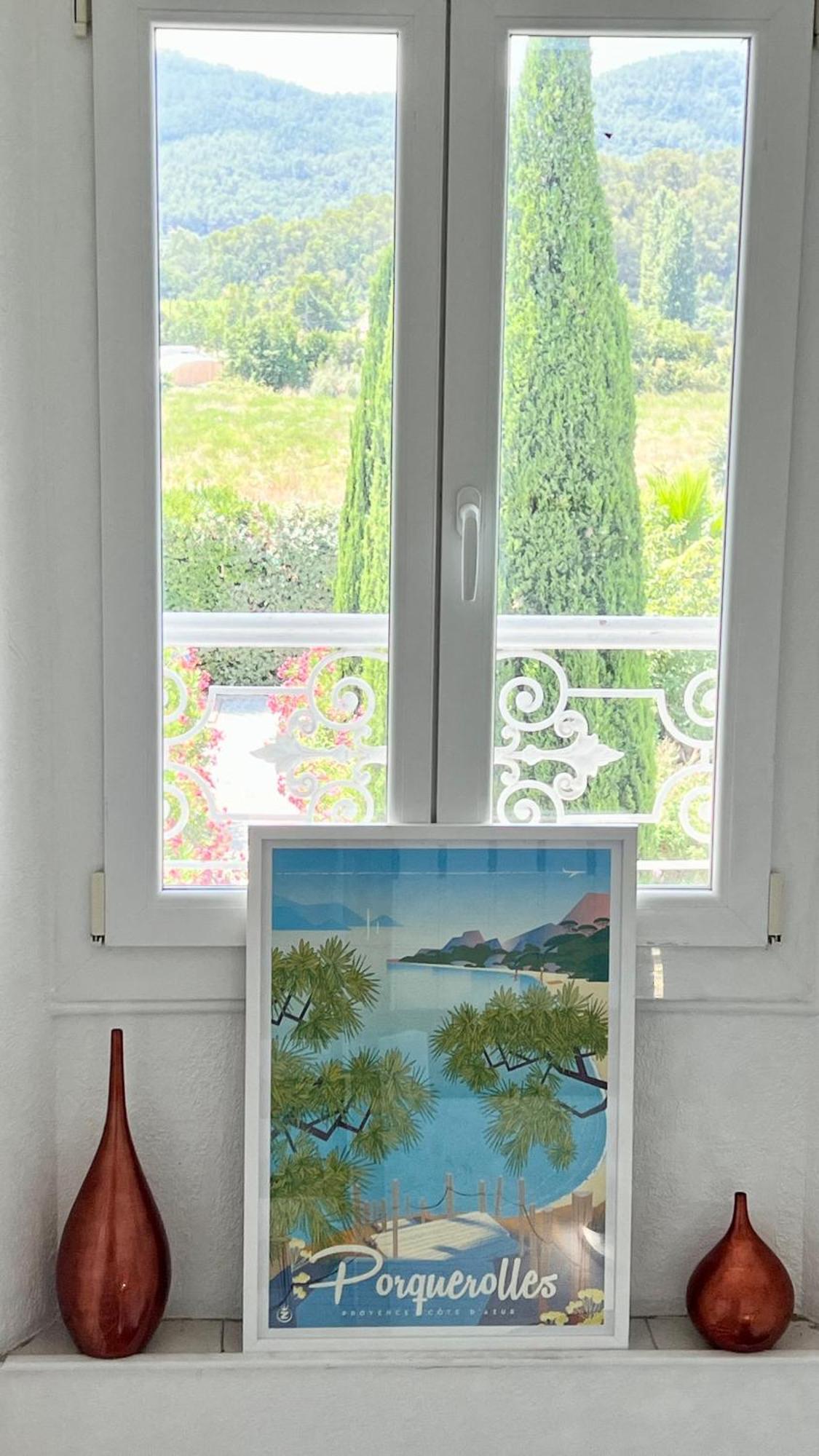 Bed and Breakfast Domaine De L'Aufrene Йер Экстерьер фото